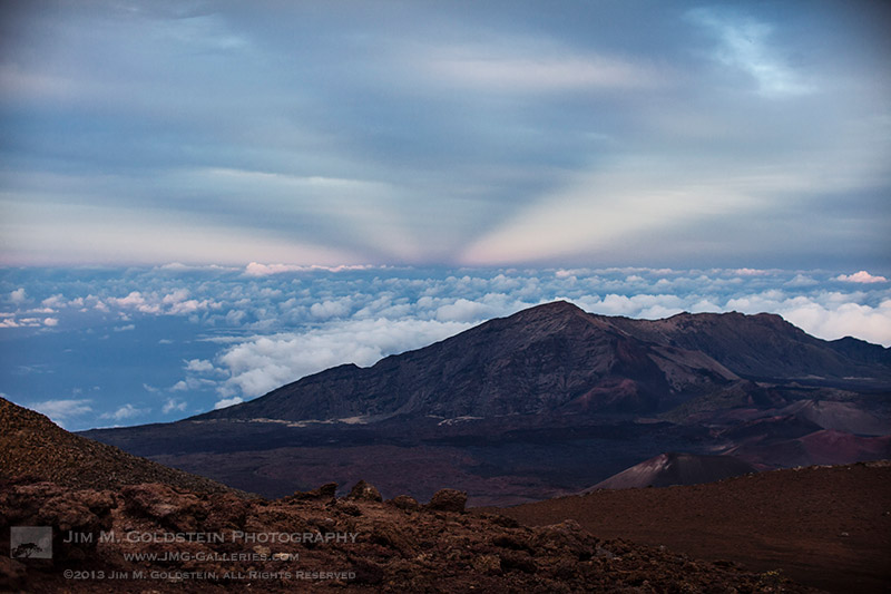 Haleakala anti-crepuscular rays
