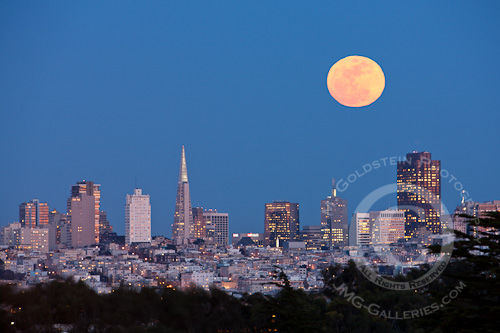 Moonrise over San Francisco's Downtown Skyline