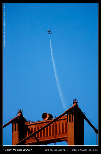 Blue Angels, San Francisco Fleet Week 2007, Golden Gate Bridge, photo by Jim M. Goldstein